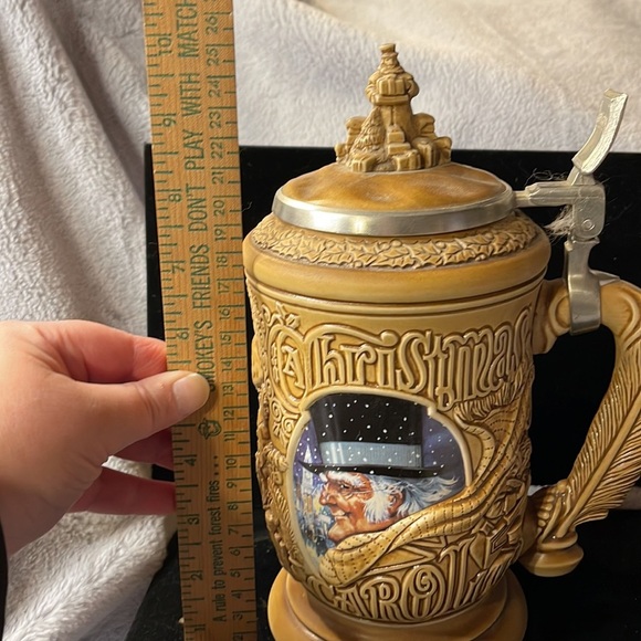 Avon Vintage -1996- “A Christmas Carol Stein” handcrafted in Brazil #52698 - Picture 2 of 11